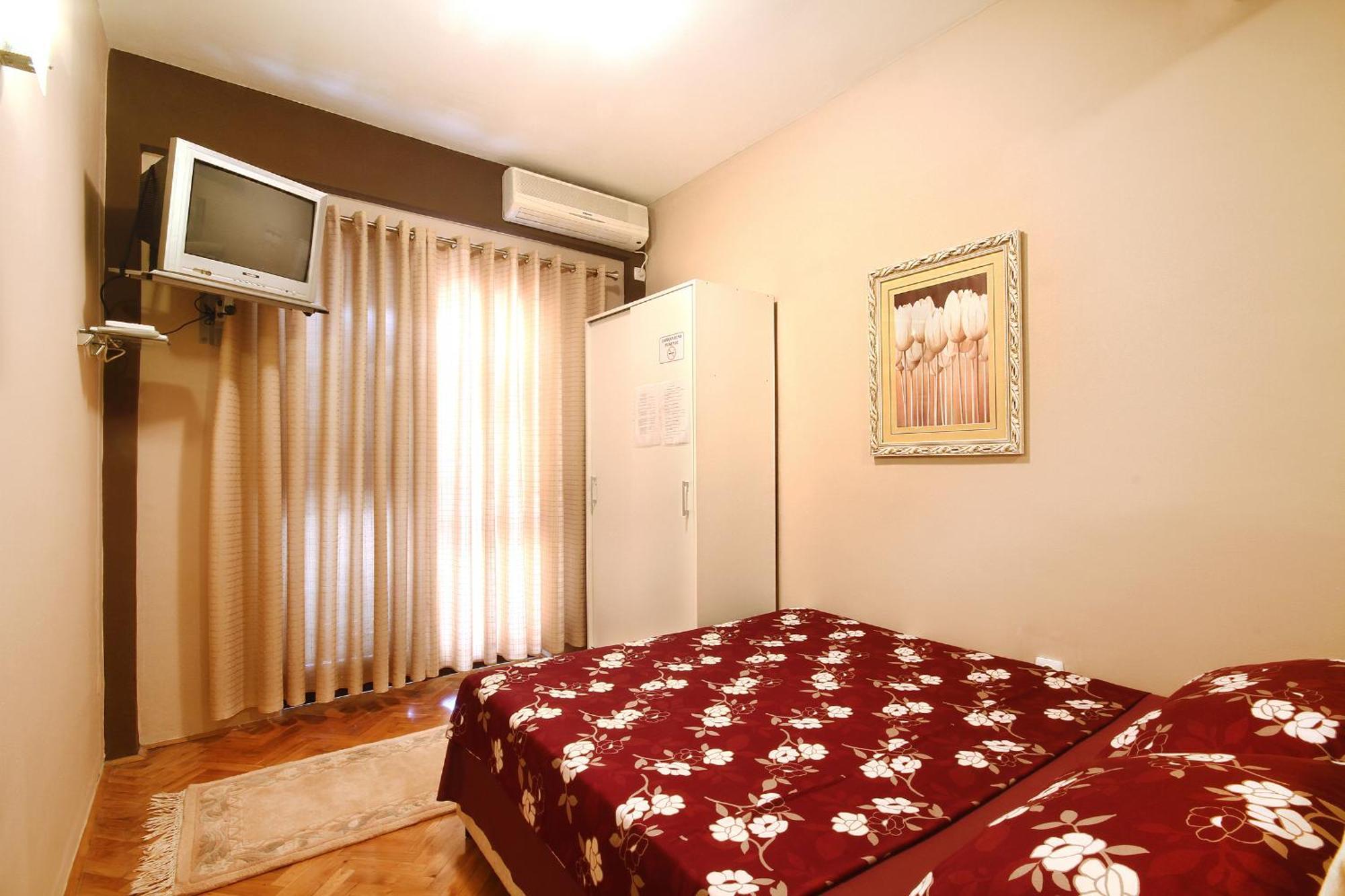 Apartments Vila Galileo Budva Room photo