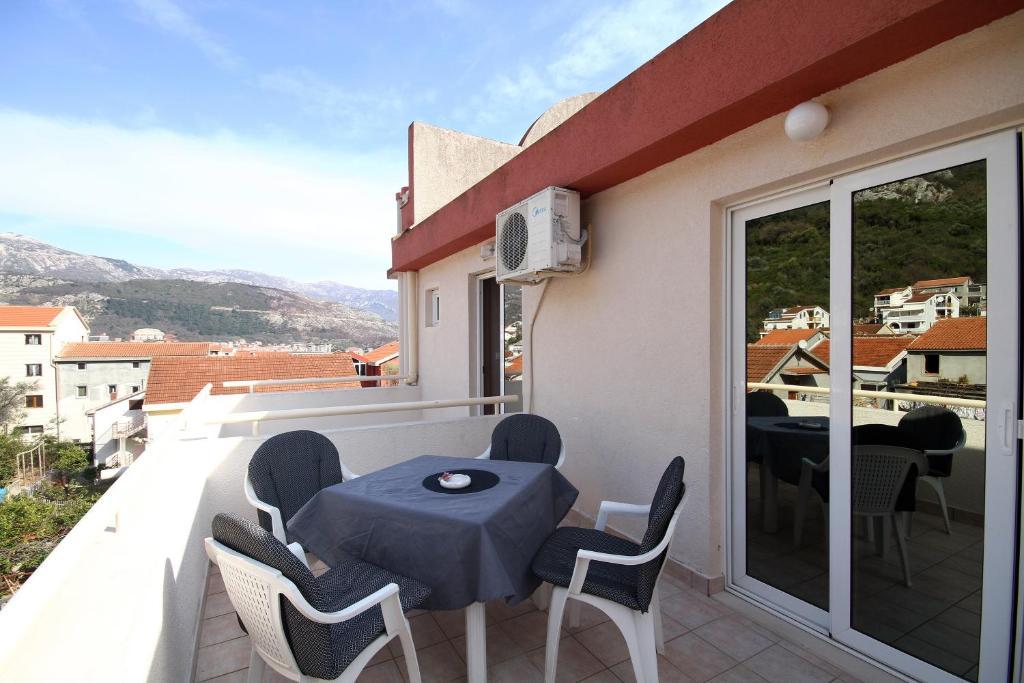 Apartments Vila Galileo Budva Room photo