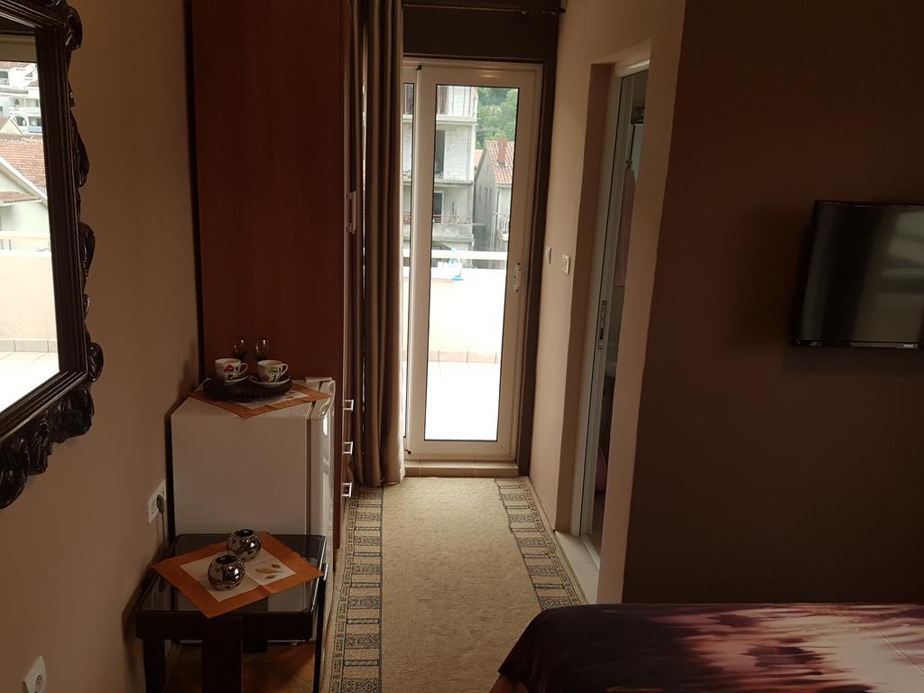 Apartments Vila Galileo Budva Exterior photo